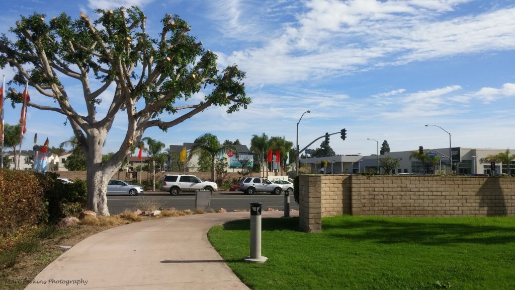 Harbor Blvd. entrance to the Tanager Drive Trail