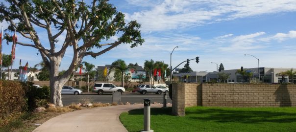 Harbor Blvd. entrance to the Tanager Drive Trail